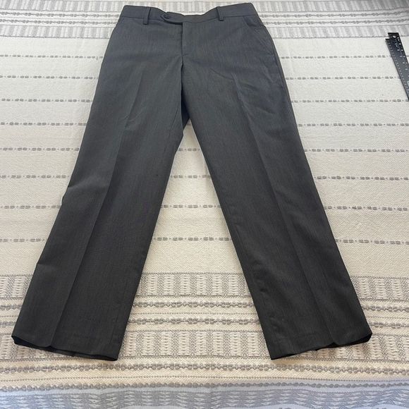 Jos A Bank Mens 3 Piece Suit Jacket Blazer Wool 38SH Pants 32SH Waistcoat Gray - Picture 12 of 16